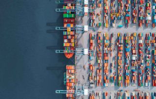 Incoterms Container schepen in de haven